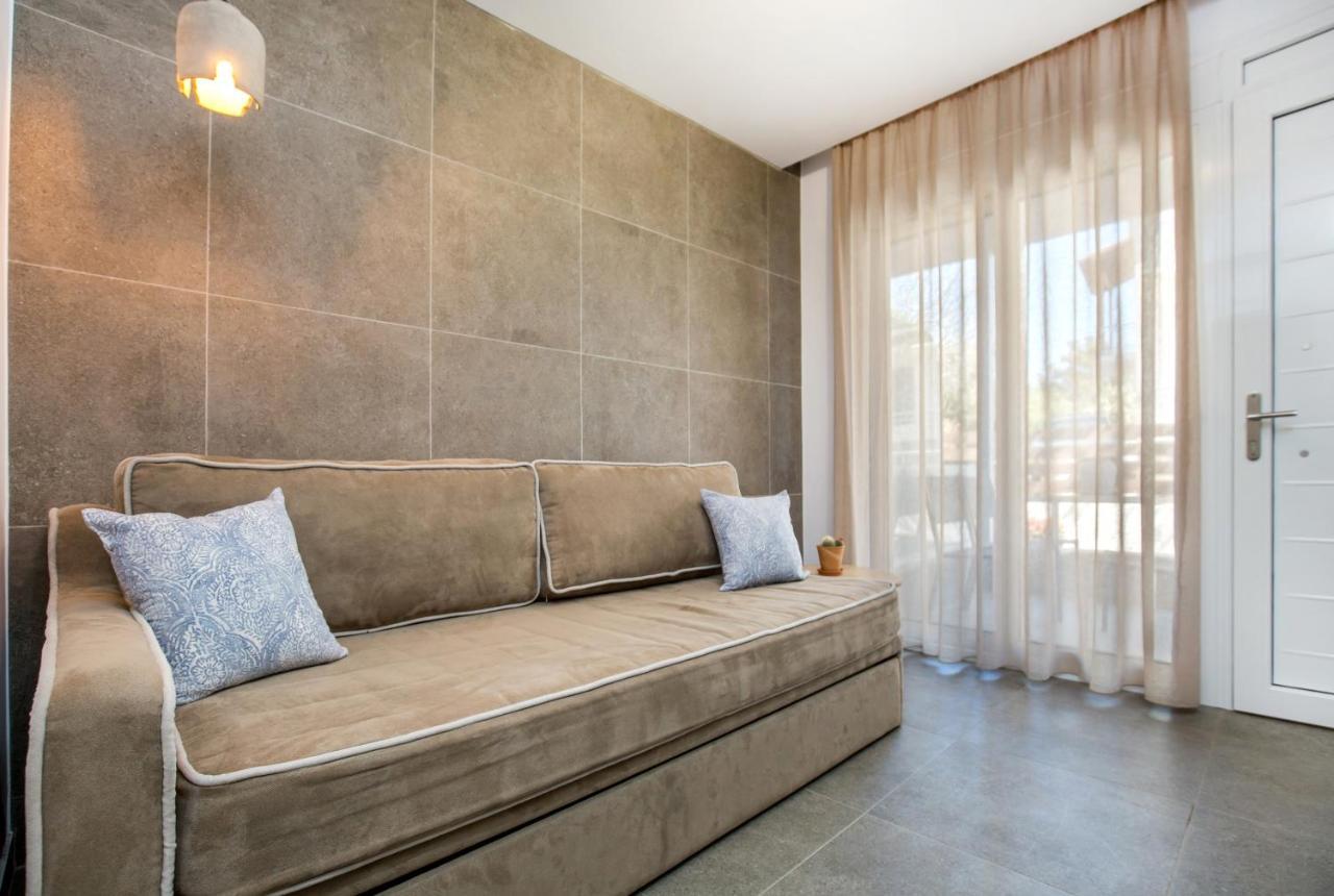 פוטוס Linden Apartments מראה חיצוני תמונה