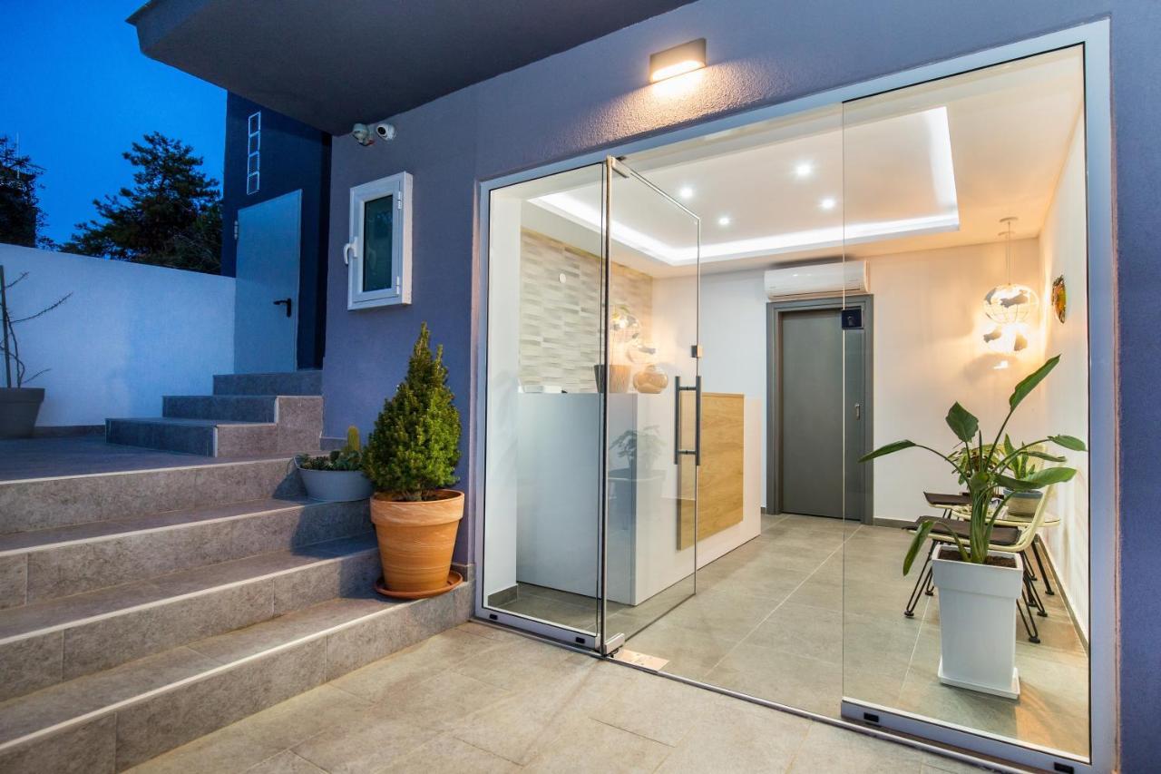 פוטוס Linden Apartments מראה חיצוני תמונה