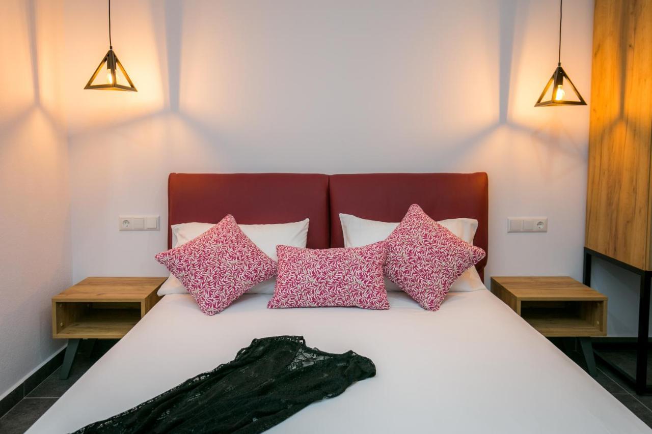 פוטוס Linden Apartments מראה חיצוני תמונה