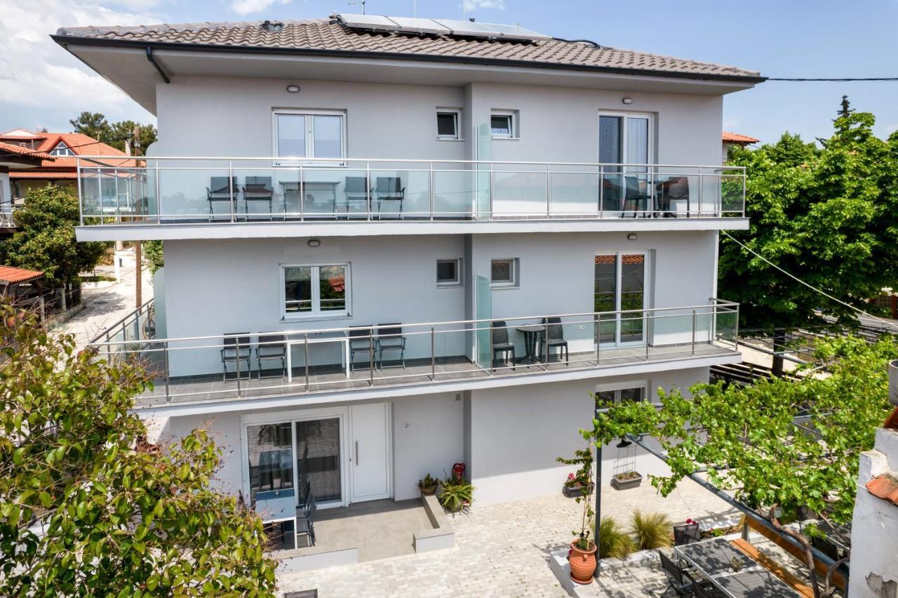 פוטוס Linden Apartments מראה חיצוני תמונה
